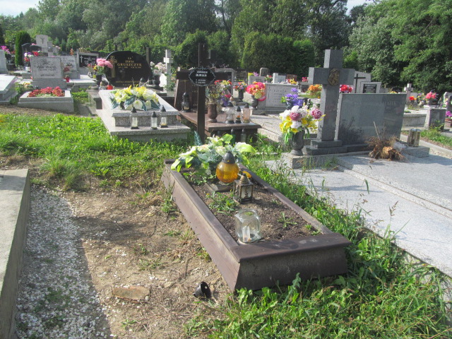 Grób Zbigniew Burian